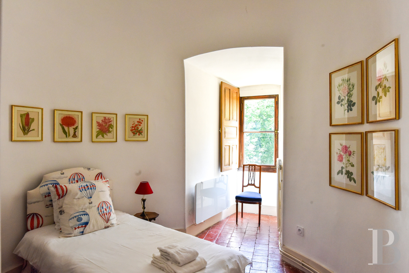 À Ainay-le-Vieil, entre Bourges et Montluçon, une forteresse séculaire tout en raffinement  - photo  n°13